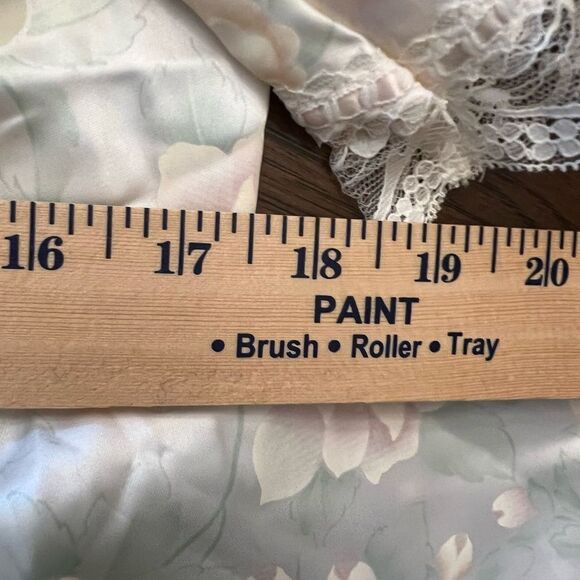 Vintage Bouquet Des Fleurs by Barbizon Lace and floral peignoir set women’s L. - Picture 13 of 16